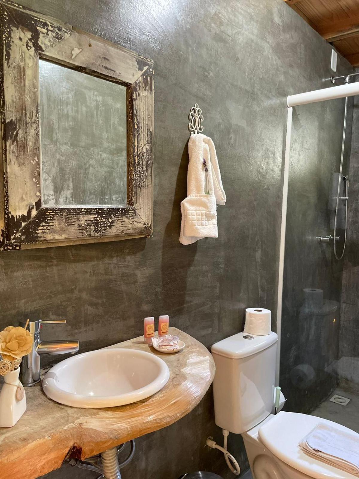 Pousada Colina Dos Ventos - Cabana Monte! ウルビシ エクステリア 写真